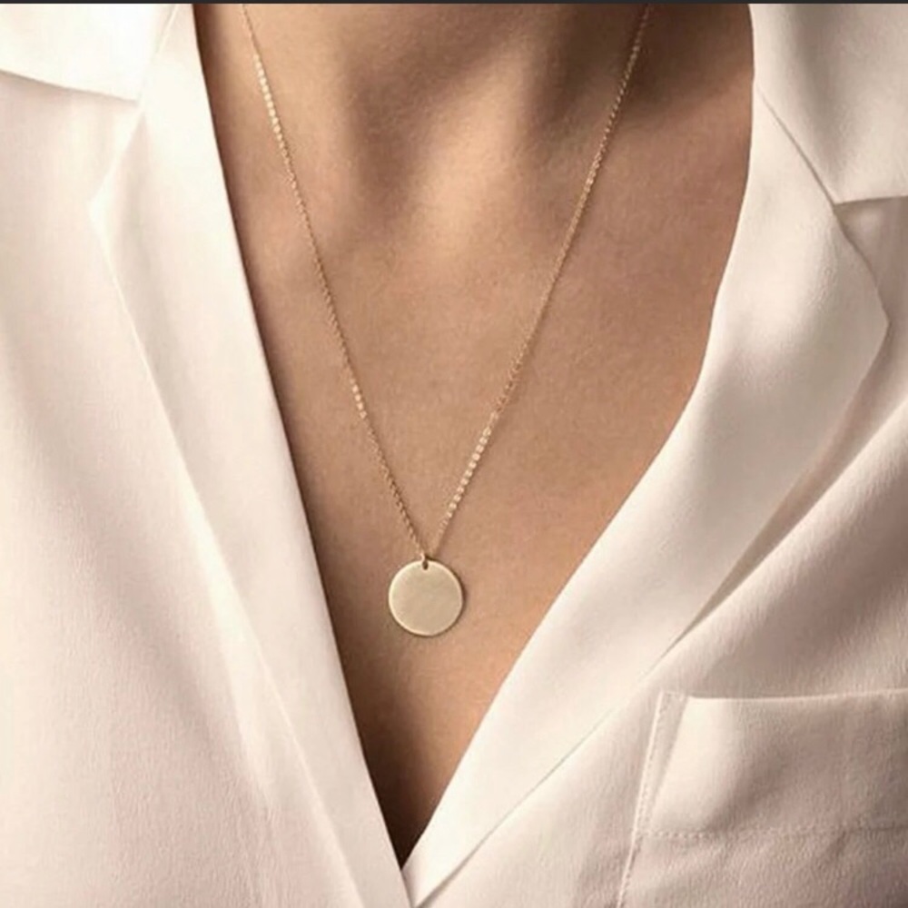 Circle Disc Pendant Dainty Necklace